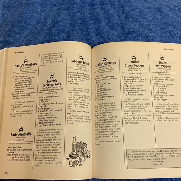 Fix it and forget it cookbook featuring slow cooker recipes - Picture 3 of 3